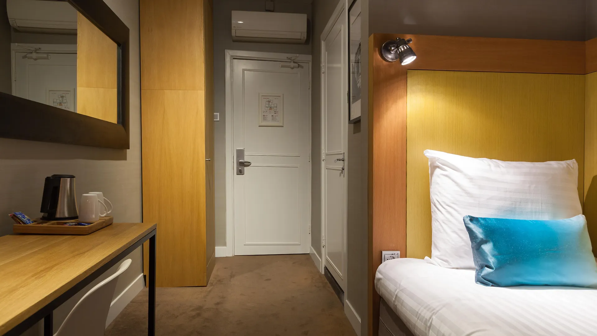 ****  מלון The Delphi - Amsterdam Townhouse הולנד